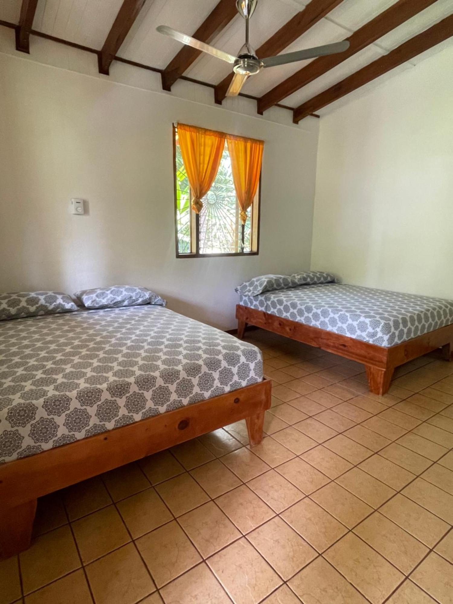 Cabinas Caribe Luna กาอุยตา ภายนอก รูปภาพ