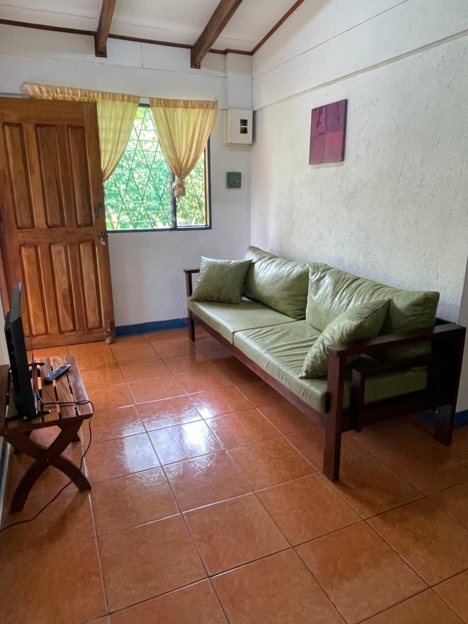 Cabinas Caribe Luna กาอุยตา ภายนอก รูปภาพ