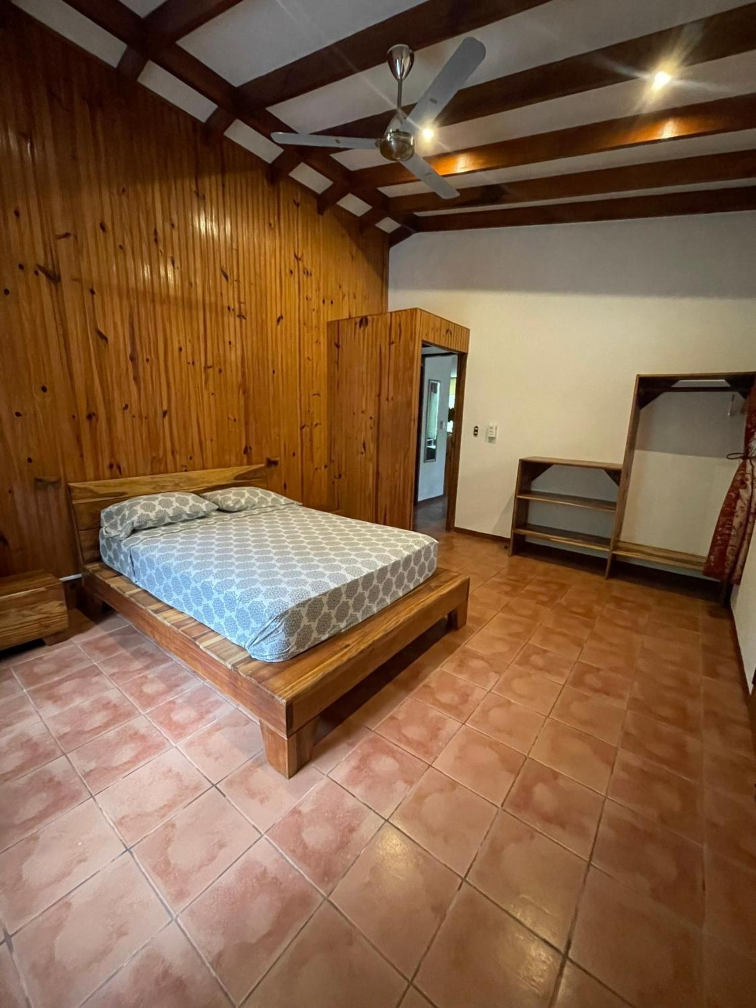 Cabinas Caribe Luna กาอุยตา ภายนอก รูปภาพ