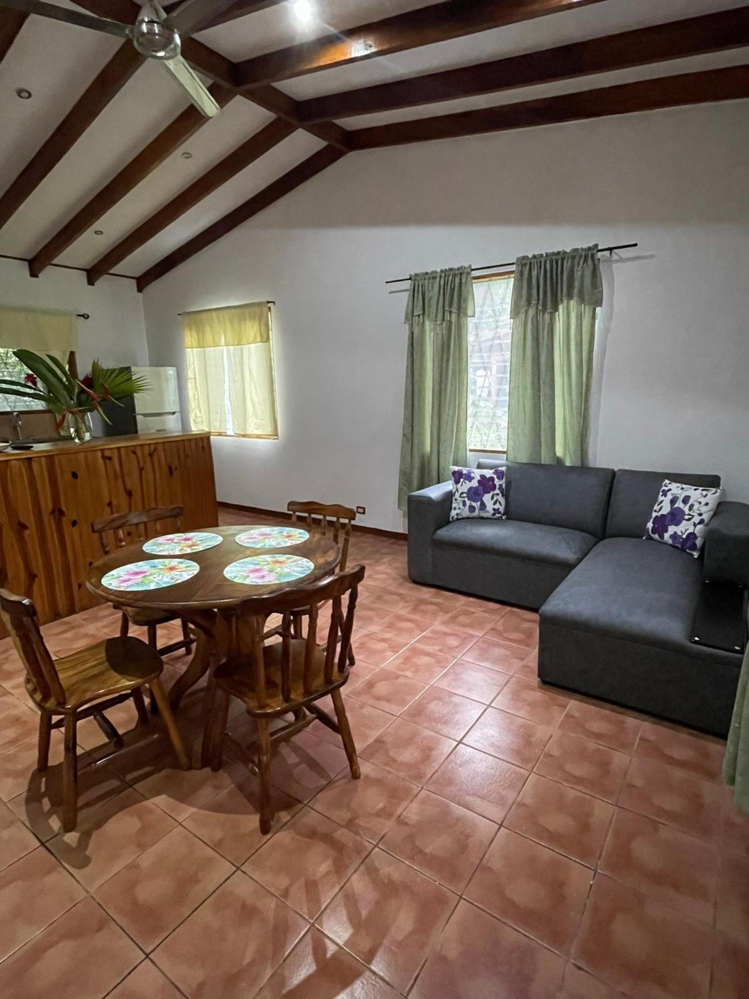 Cabinas Caribe Luna กาอุยตา ภายนอก รูปภาพ